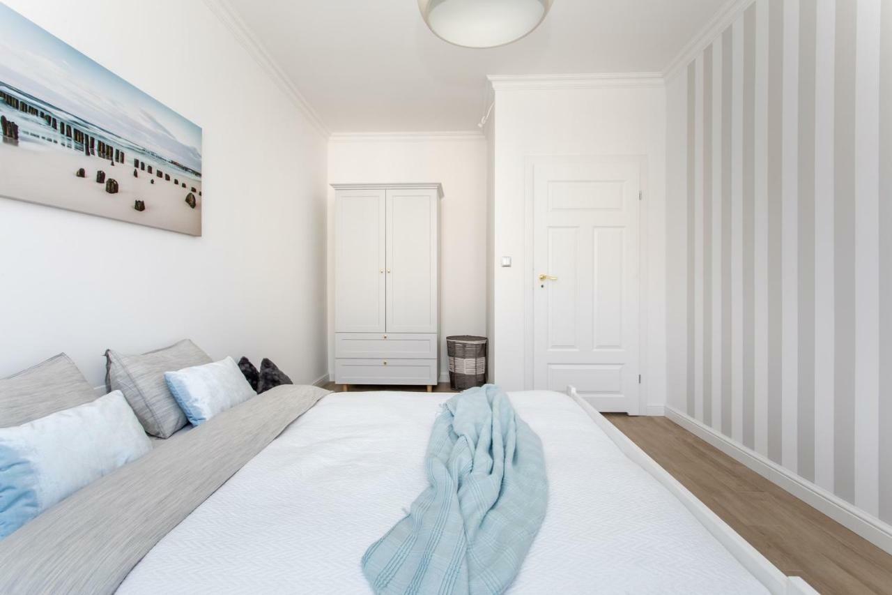 Praia Apartments - Srodmiescie Gdynia Swietojanska 2 Sypialnie Eksteriør bilde